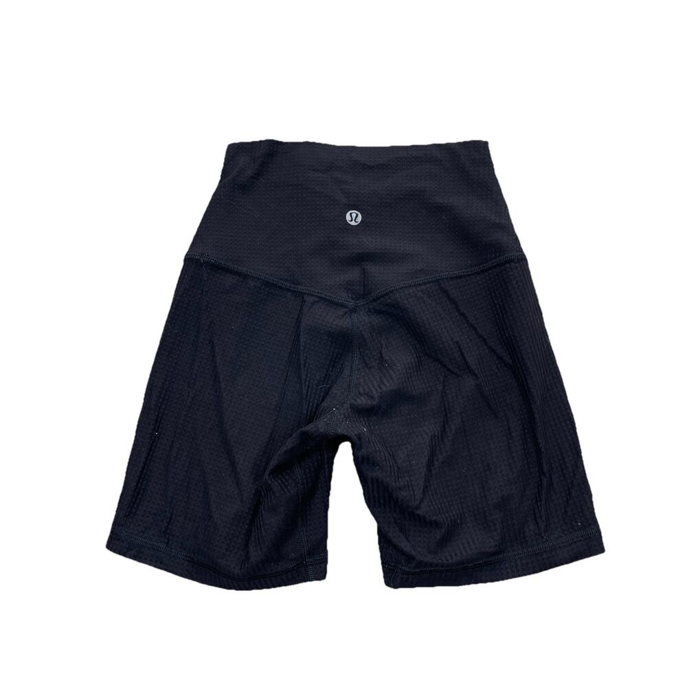 Lululemon High-Rise Yoga Short 6" Inseam Grid Texture Size 2 Black 64-27